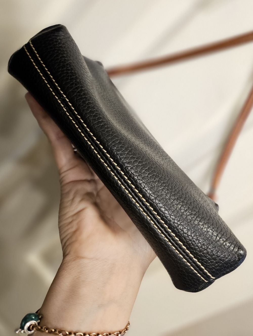 Dooney & Bourke black leather crossbody bag handbag purse - Picture 5 of 14